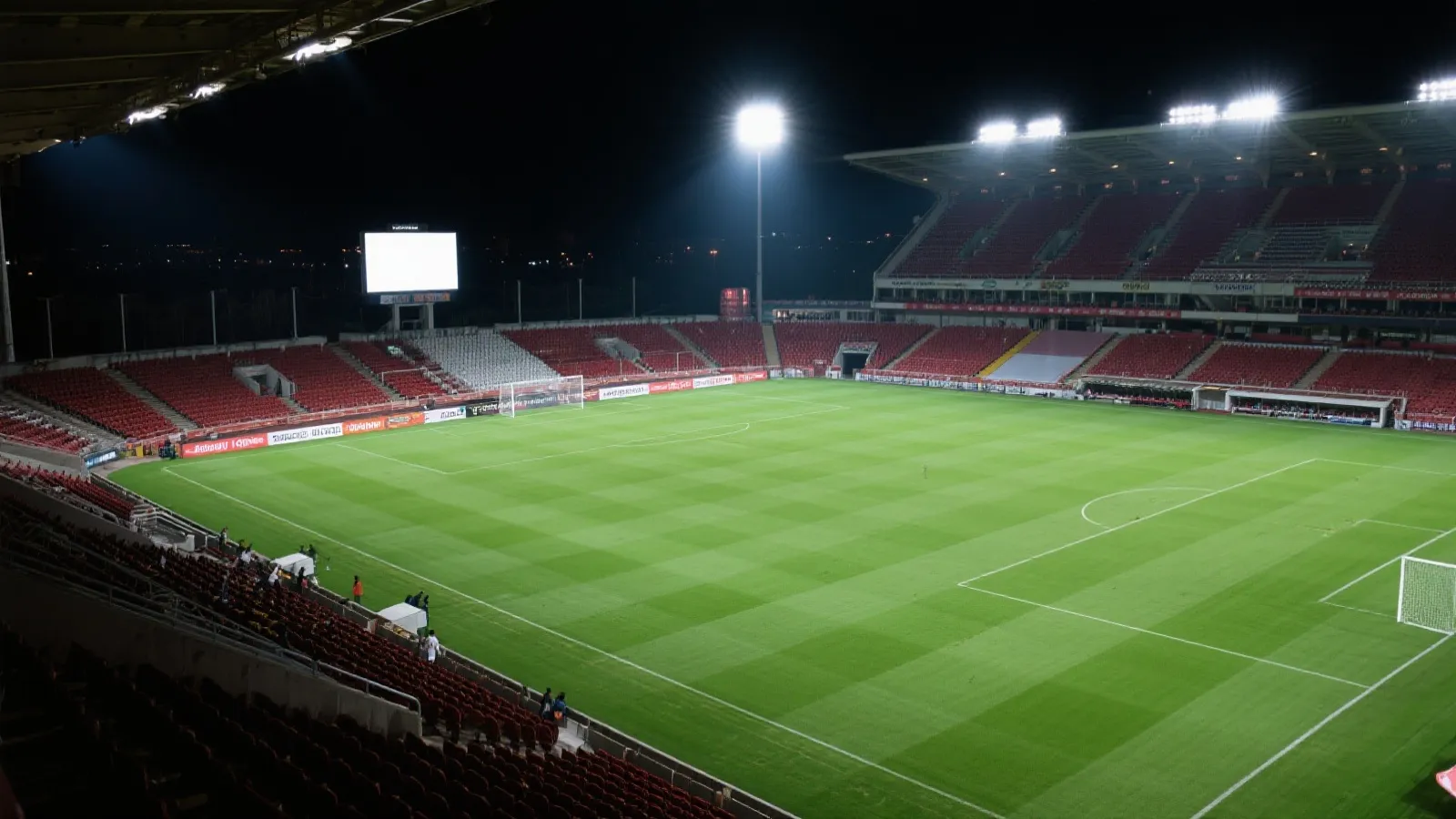 赛场灯光与观众热情